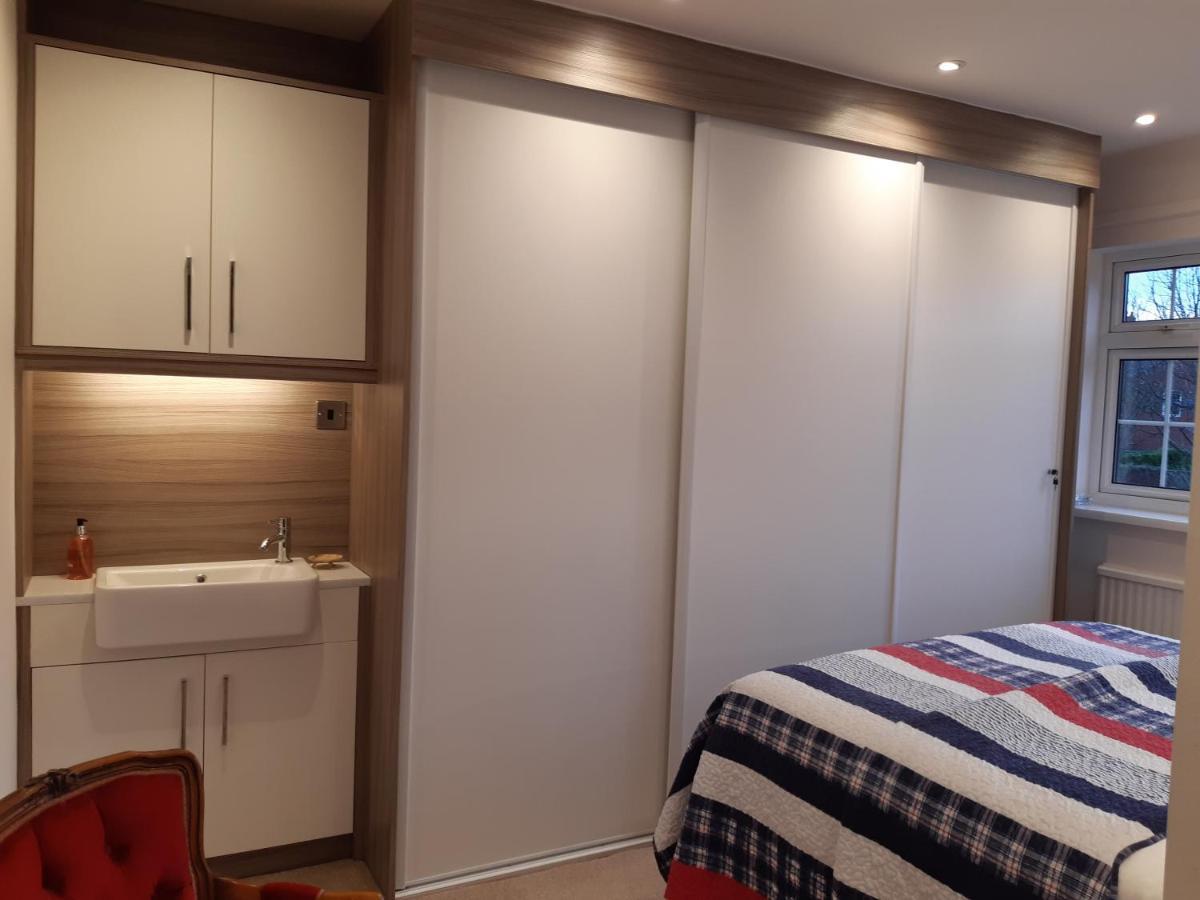Smitten House 4 Bedroom Rhyl Dış mekan fotoğraf