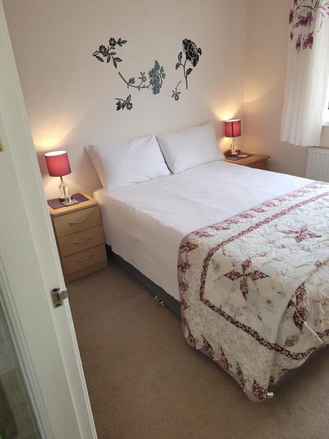 Smitten House 4 Bedroom Rhyl Dış mekan fotoğraf