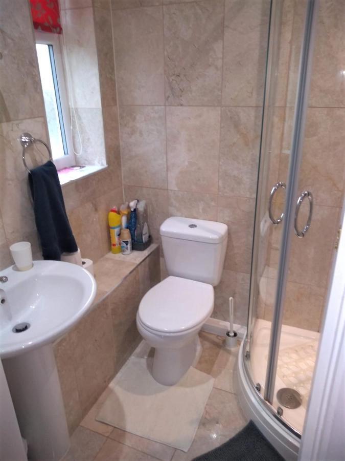 Smitten House 4 Bedroom Rhyl Dış mekan fotoğraf